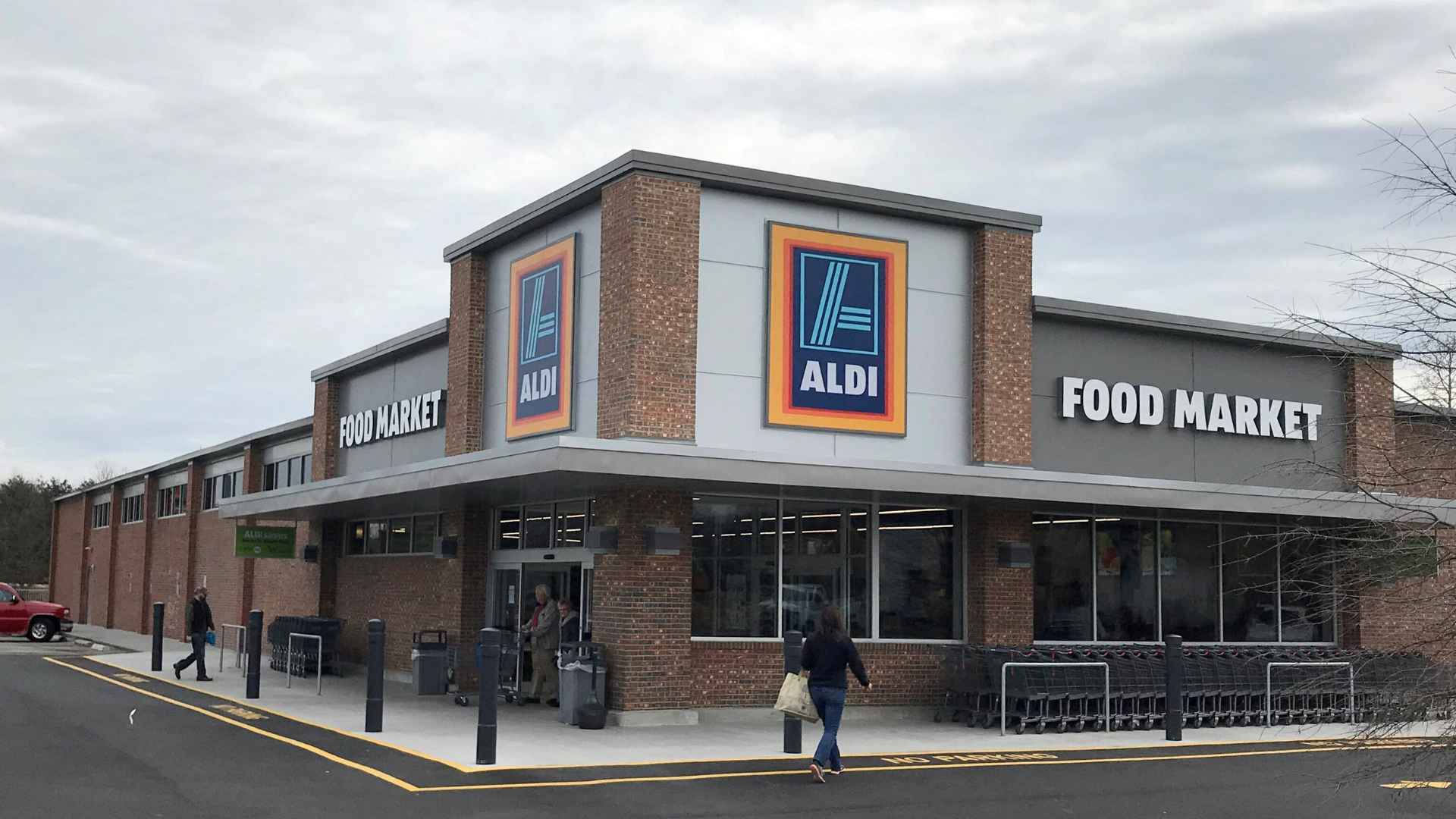 Aldi Food Market exterior representing the three former Big Lots stores purchased in multistate acquisition