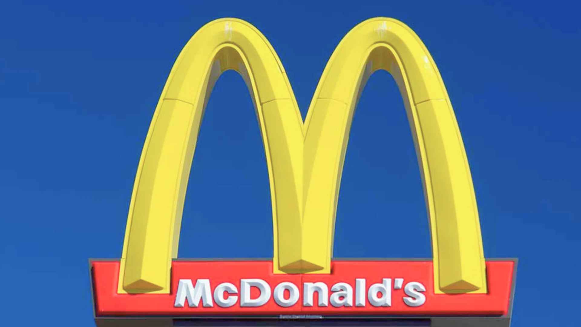 Golden arches sign outside Fairfax County McDonald's that now bans dine-in service for guests under 21