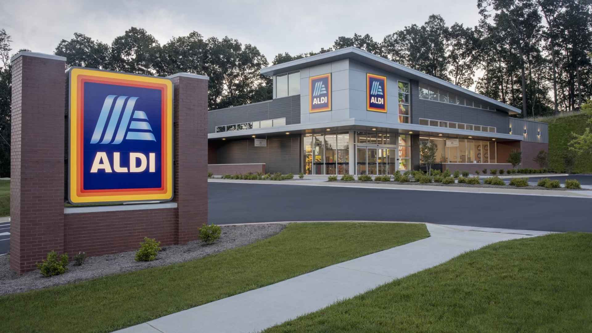 Exterior view of Aldi supermarket in the United States showing brand signage and store entrance
