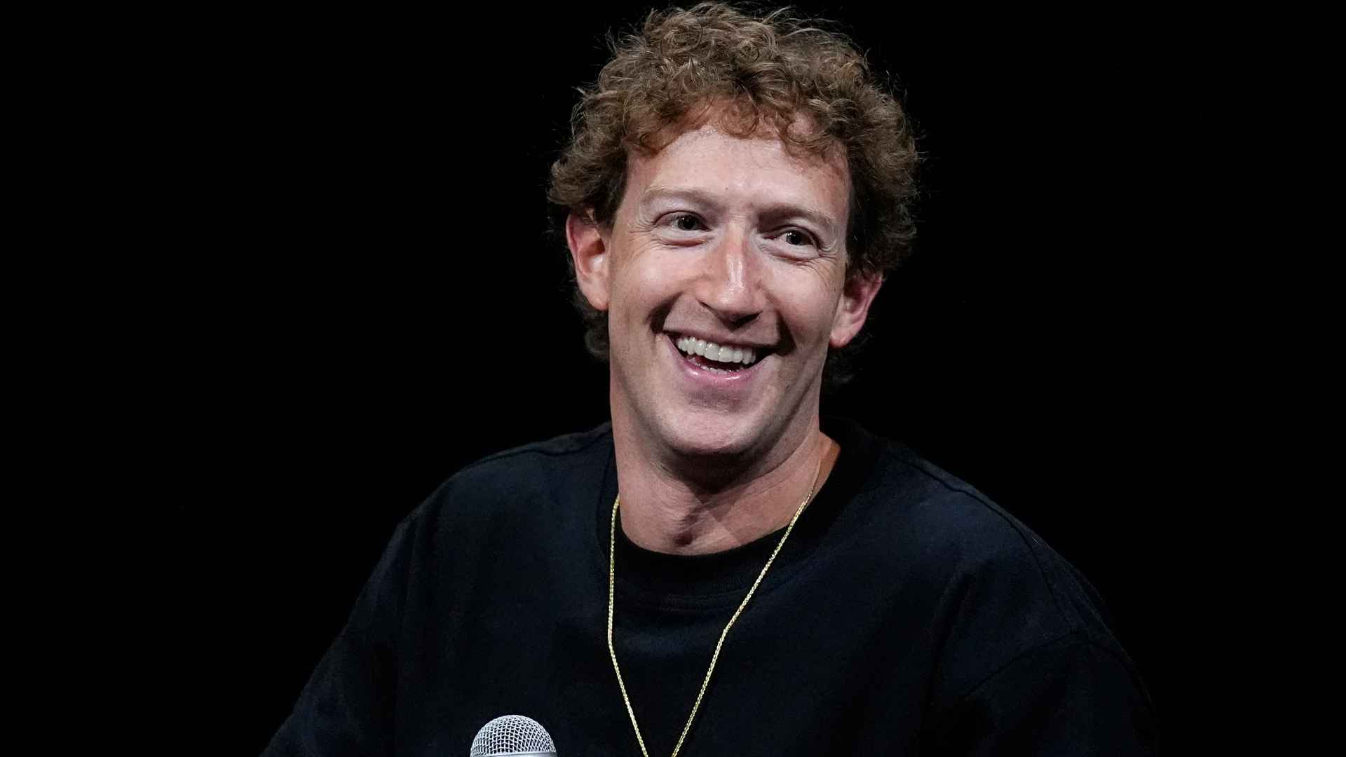 Mark Zuckerberg smiling during presentation about new device set to replace smartphones soon