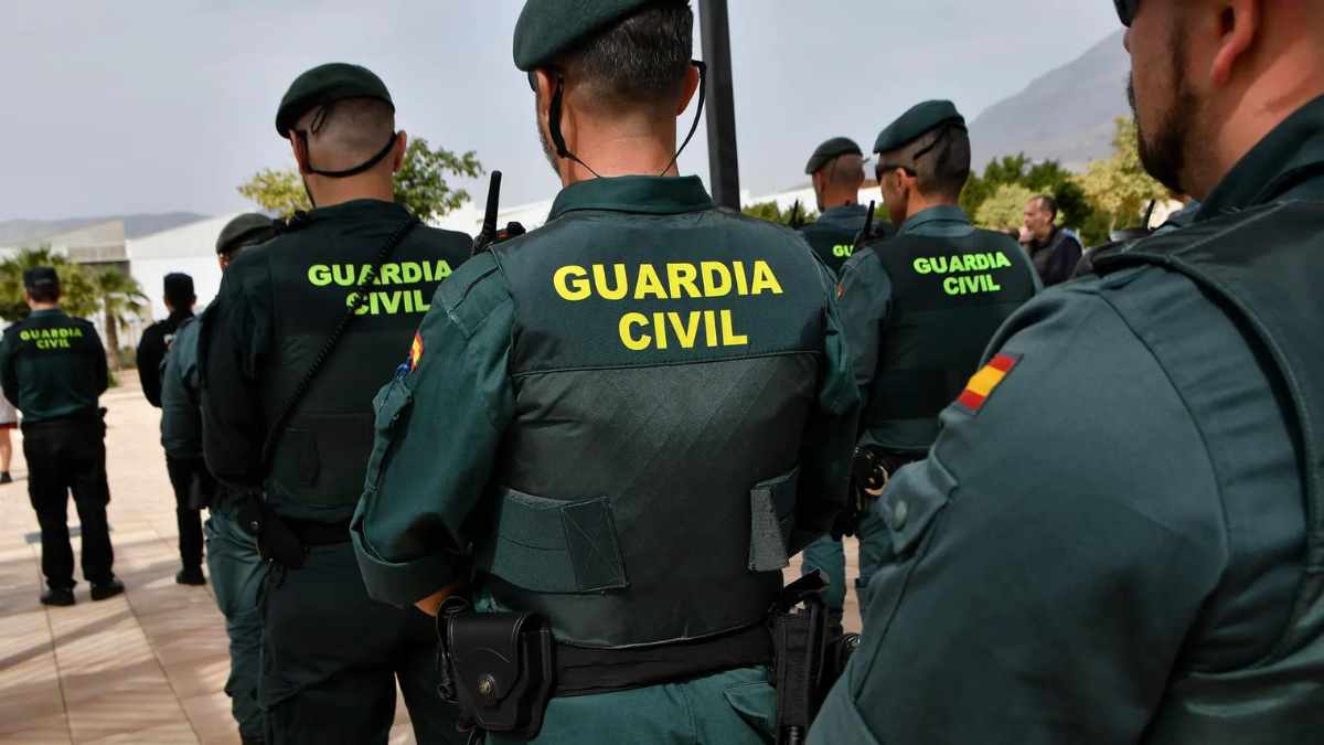 Nómina de un guardia civil en España en 2024.