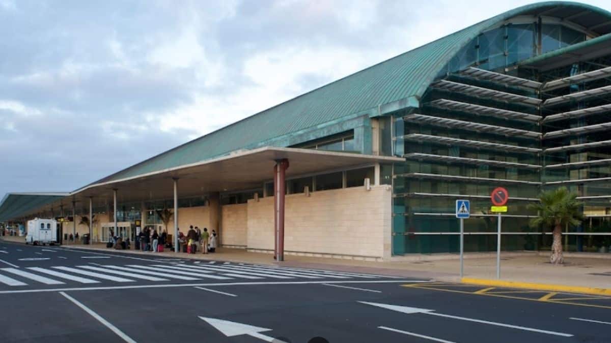 Trabajar en Aeropuerto de Fuerteventura en Canarias.