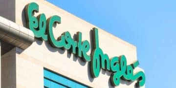 El Corte Inglés lanza ofertas de empleo en España.