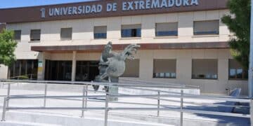 Universidad de Extremadura lanza ofertas de empleo público.