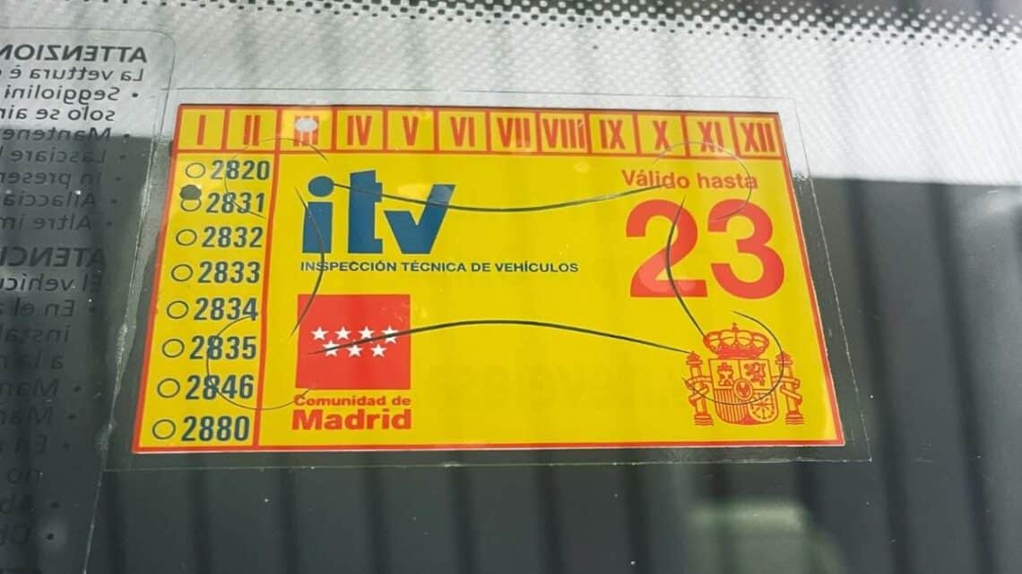 coches etiqueta ITV