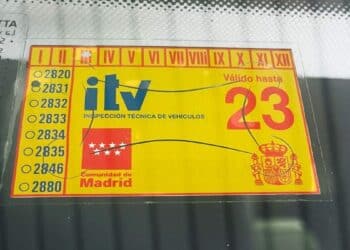 coches etiqueta ITV