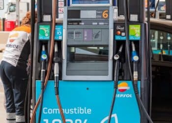 El nuevo combustible que salvará a tu coche diésel de las prohibiciones de la DGT.