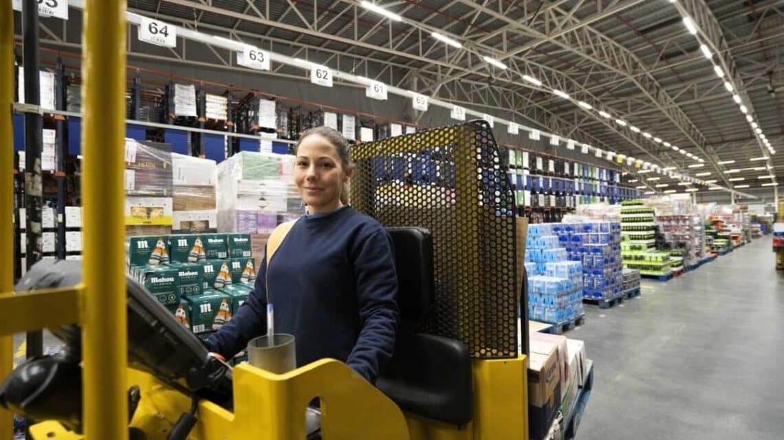 Mercadona busca trabajadores para sector logístico.