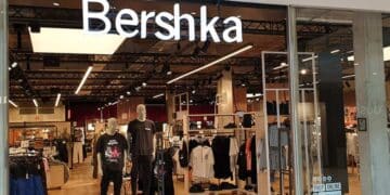 Bershka busca personal para su empresa.