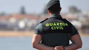 Aviso de la Guardia Civil a todos los españoles: si recibes este mensaje la estafa ha comenzado