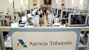 Hacienda confirma la devolución de 1.200 euros para madres con hijos menores de tres años