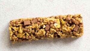 Sanidad pide la retirada urgente de estas populares barritas de cereales que contienen partículas metálicas