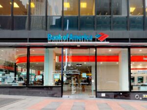 Adiós confirmado de Bank of America: anuncia el cierre de 5 sucursales y miles de clientes y trabajadores se verán afectados