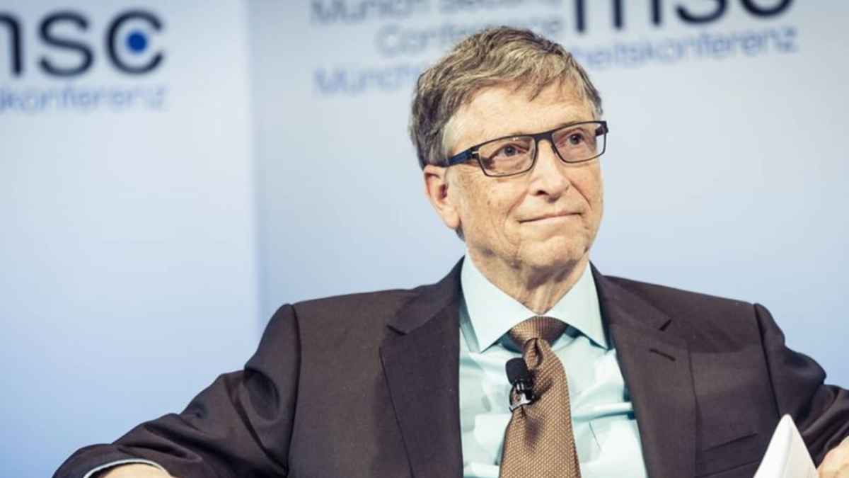 Bill Gates pronostica el fin del trabajo humano con la inteligencia gratuita