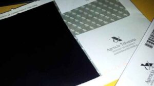 Lluvia de cartas de Hacienda para frenar el fraude fiscal: revisa ya tu declaración de la Renta y evita sanciones