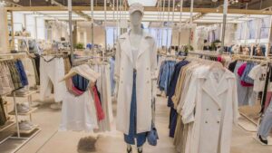 Cierre definitivo de una de las tiendas históricas del gigante textil situada en pleno centro de la ciudad