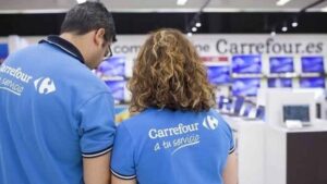 Despedido un gerente de Carrefour por utilizar dinero de la caja y consumir productos sin pagar