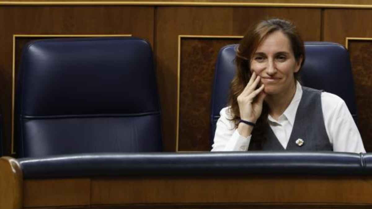 Ministra de Sanidad española alerta en el Congreso del auge de garrapatas y de los casos de enfermedad de Lyme
