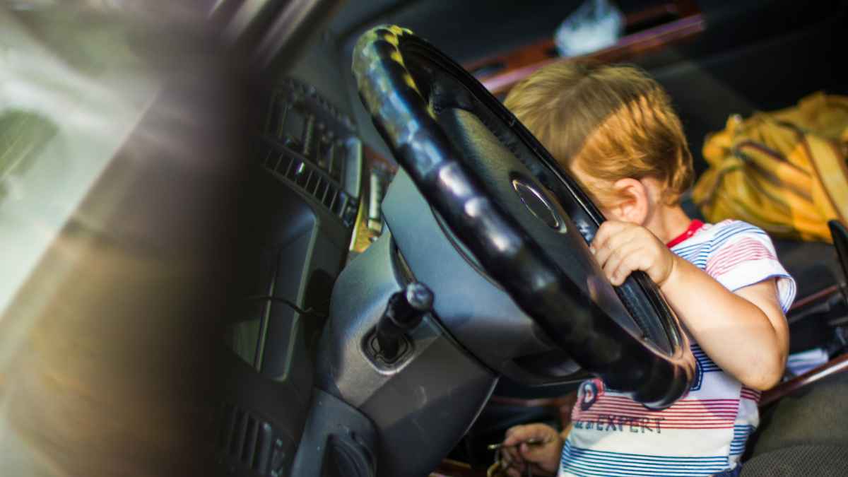 Niño de 7 años al volante del coche familiar en Utah camino a por hamburguesas