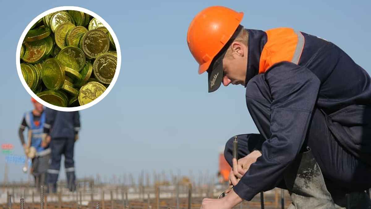 Obrero con casco naranja trabajando en una obra, junto a un círculo que muestra monedas de oro brillantes, simbolizando hallazgo durante demolición