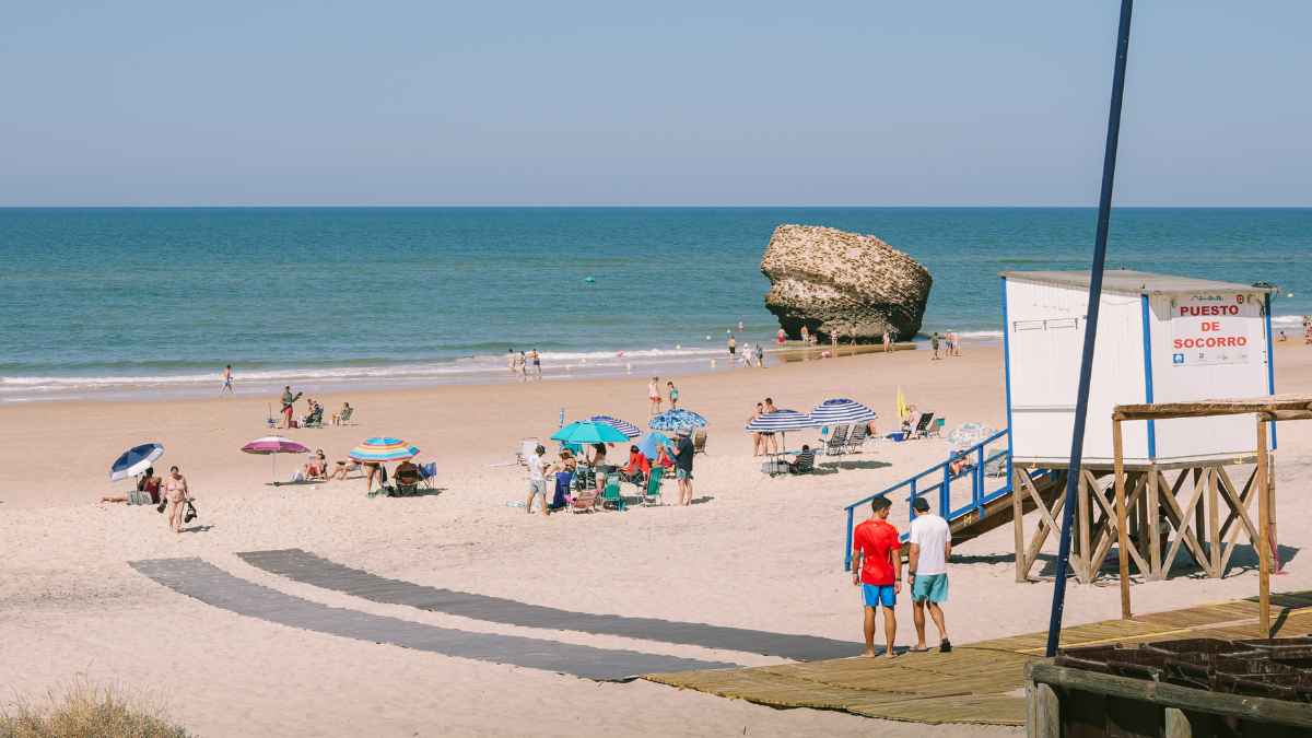 Playa de Matalascañas donde aparcar será de pago desde 2026