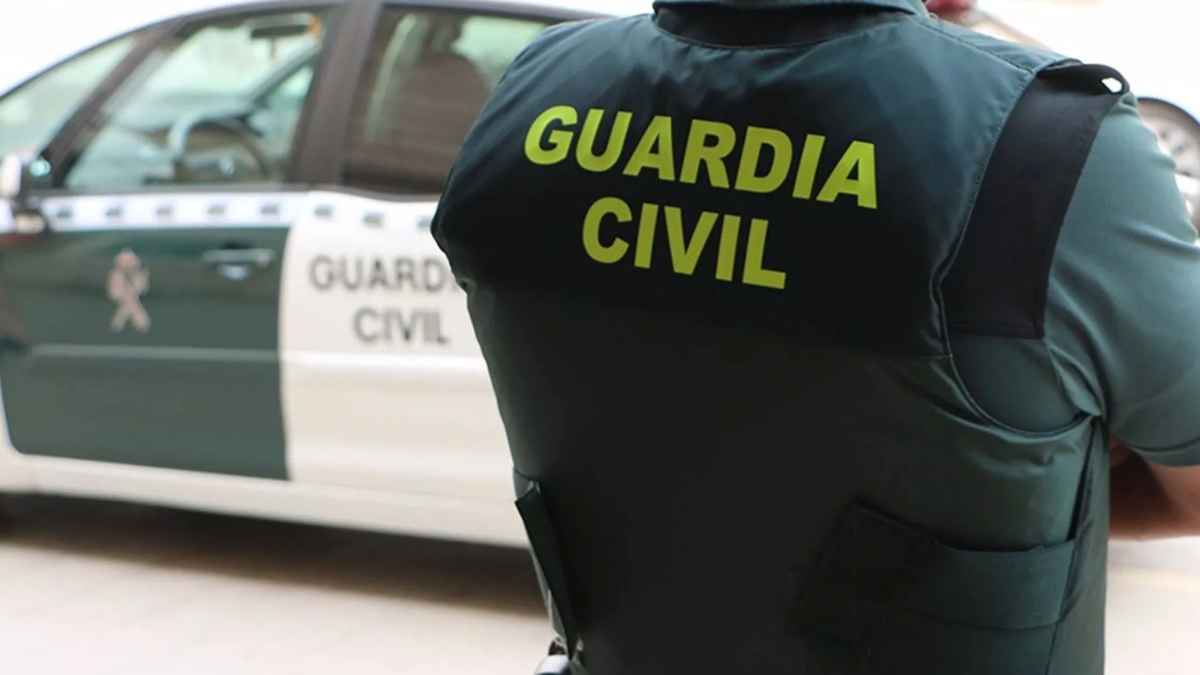 Control de armas de la Guardia Civil que acabó en sorpresa y risas