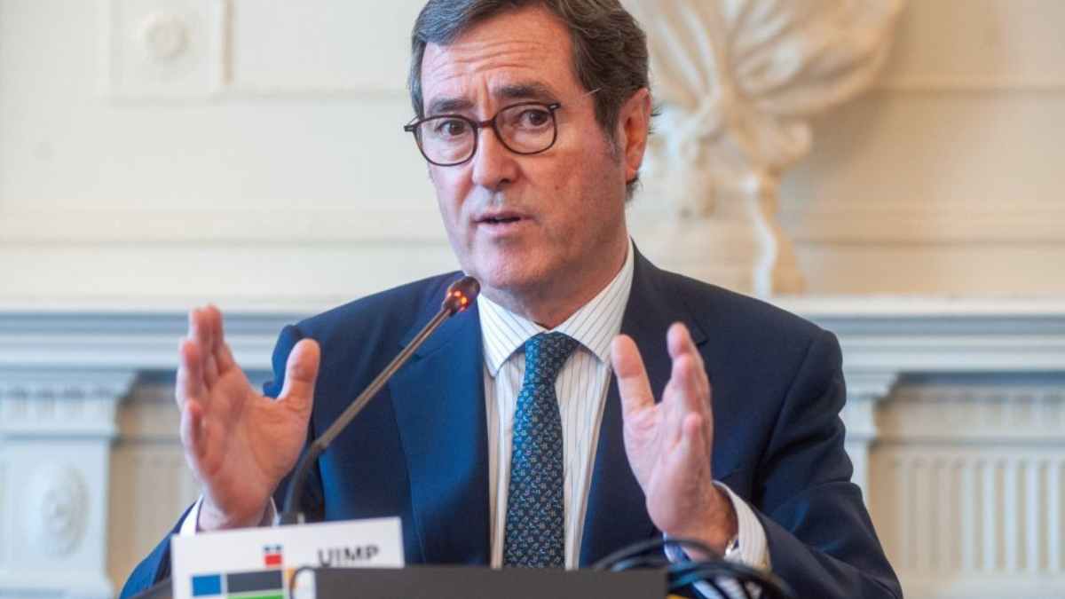 Antonio Garamendi explica la revisión de convenios laborales para reducir absentismo por enfermedad