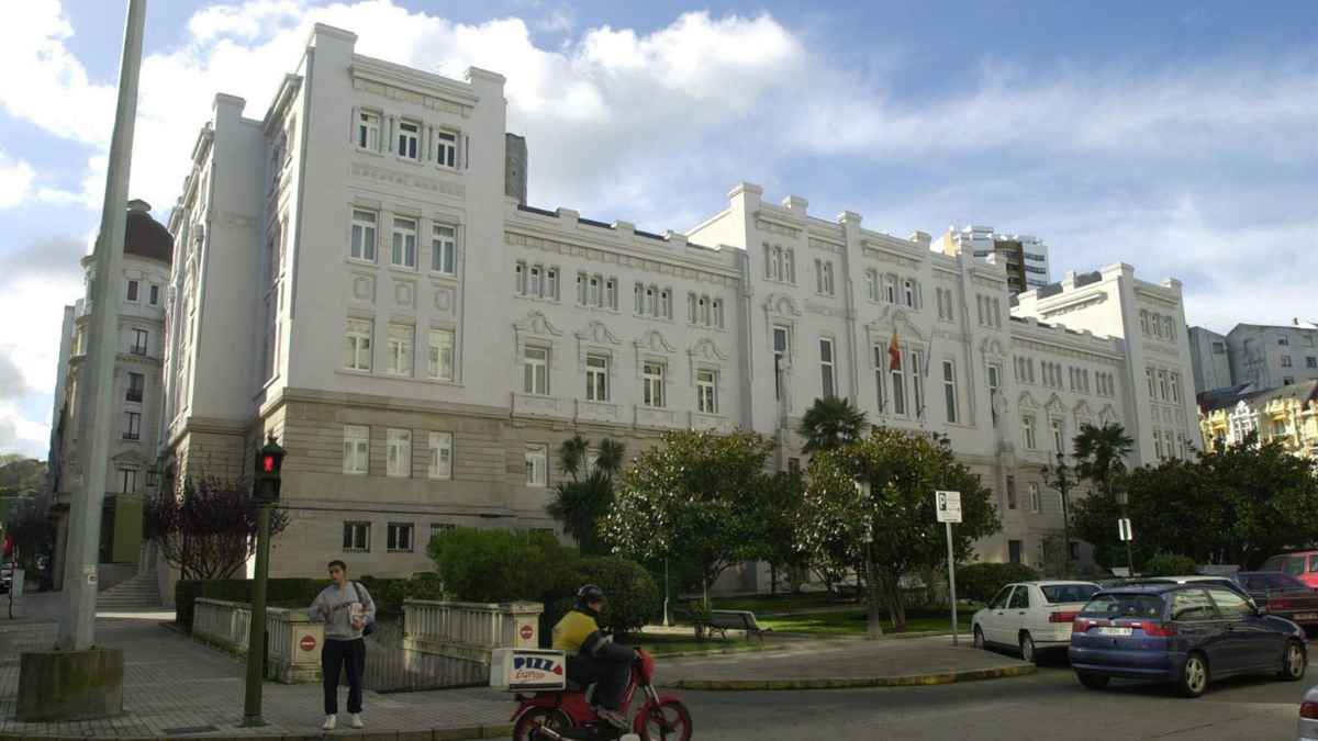 Tribunal Superior de Justicia de Galicia sentencia indemnización a comercial despedido por fichar y abandonar su puesto