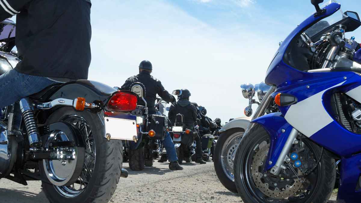 Motoristas detenidos en carretera tras nuevos requisitos DGT carnet A