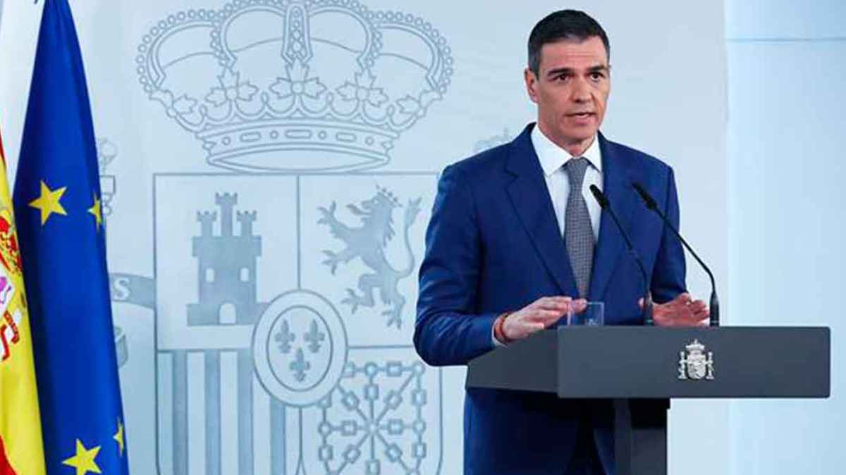 Pedro Sánchez anunciando la reforma sobre alquileres temporales y comunidades de propietarios