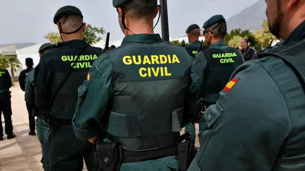 Guardia Civil advierte sobre estafas con DNI en alquiler vacacional