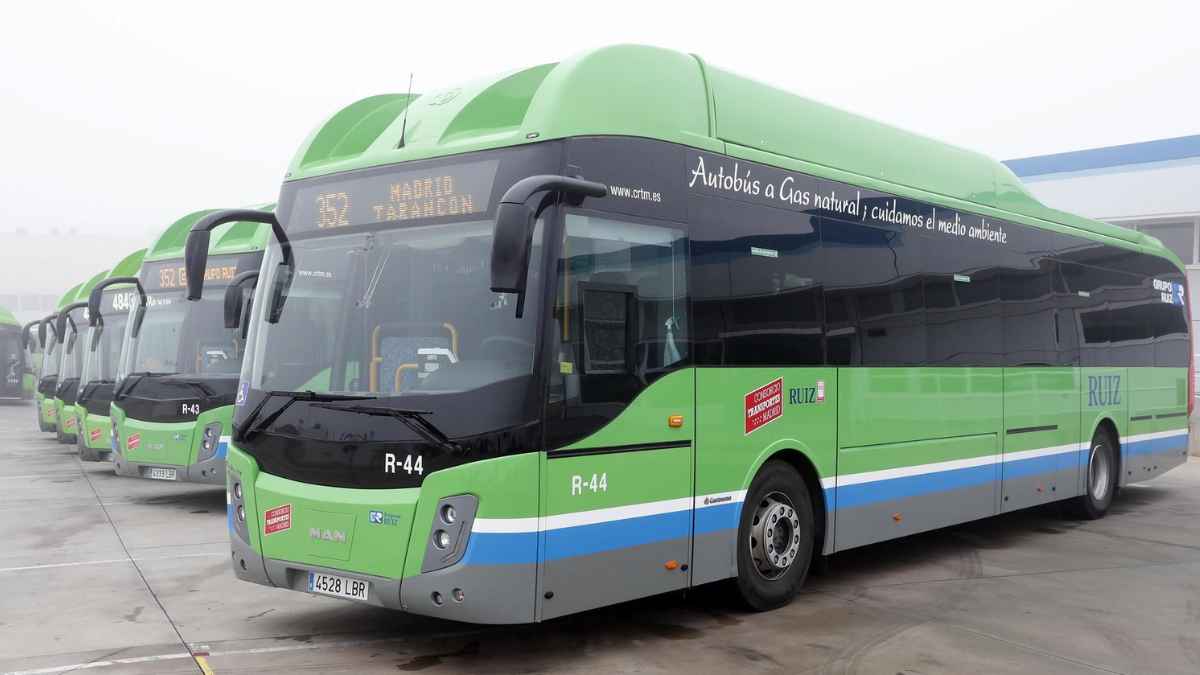 Nuevos autobuses interurbanos a gas natural en Madrid