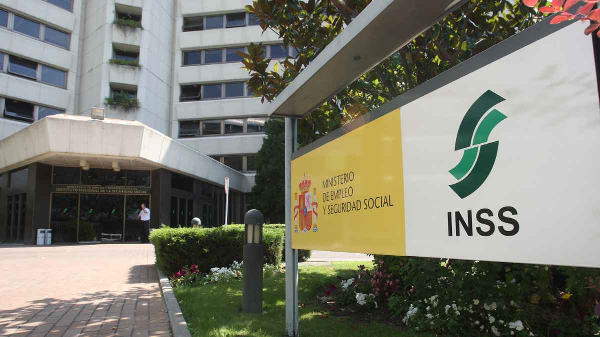 Oficina del INSS donde se gestionan los recortes a pensiones superiores a 3.267 euros