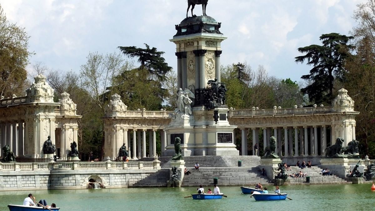 Estanque del Parque del Retiro de Madrid antes de la reforma prevista para 2027