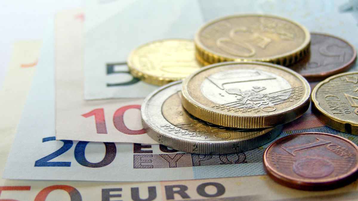 Rentabilidad actual invirtiendo 10.000 euros en Letras del Tesoro a un año