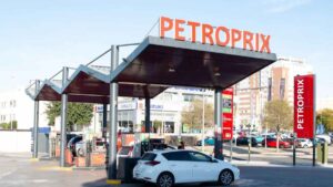 El gasolinero de Jaén que factura 800 millones con su gasolinera low-cost: “No queremos vender, queremos crecer”