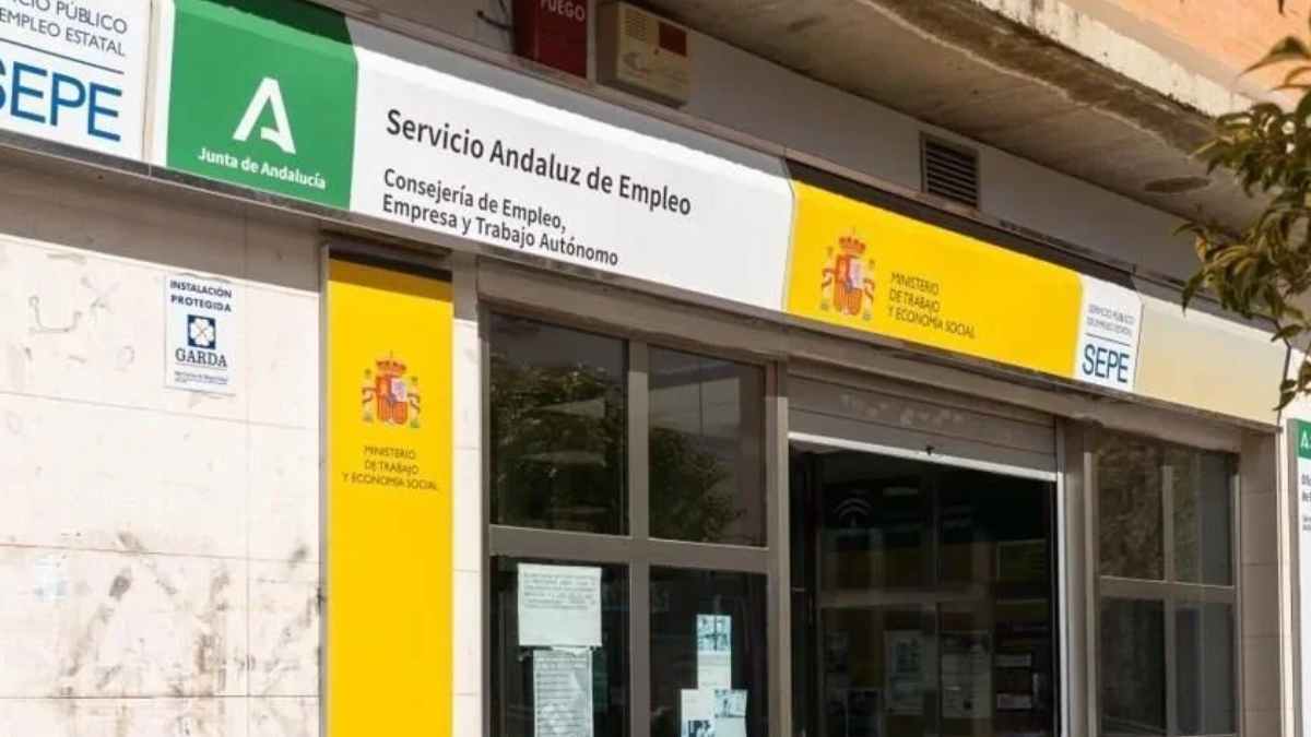 Oficina del SEPE y Servicio Andaluz de Empleo para solicitar subsidio por cotizaciones insuficientes
