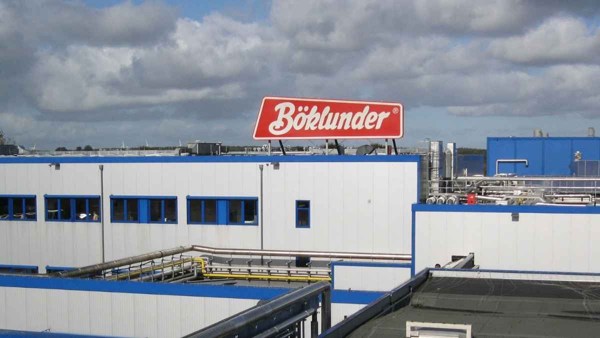 Fábrica de Böklunder en Alemania que ofrece trabajo a españoles con alojamiento y viaje pagado