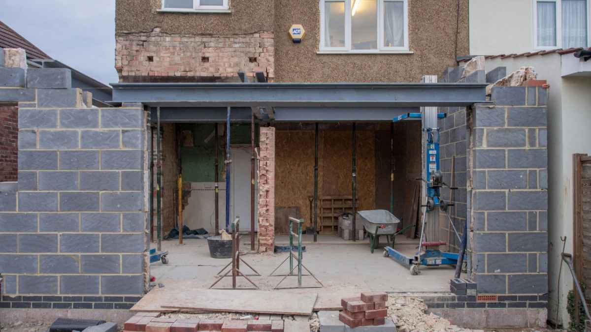 Vivienda en Madrid en obras de reforma subvencionada por el Plan Rehabilita 2025