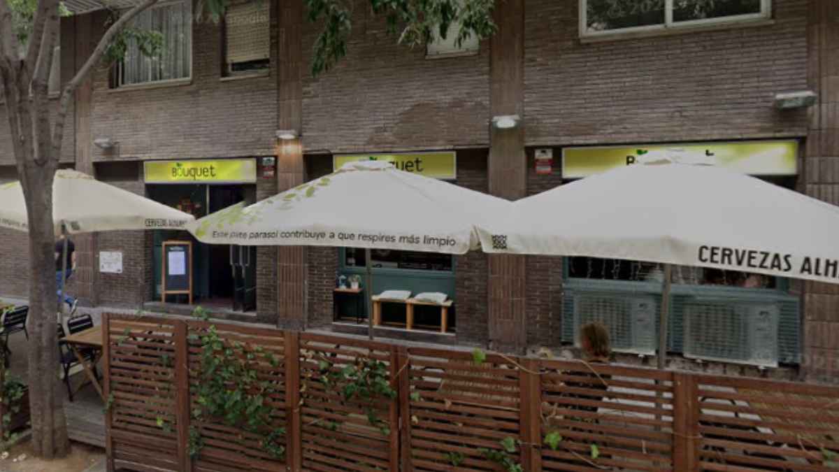 Fachada del restaurante Bouquet en Les Corts Barcelona antes de su cierre definitivo.