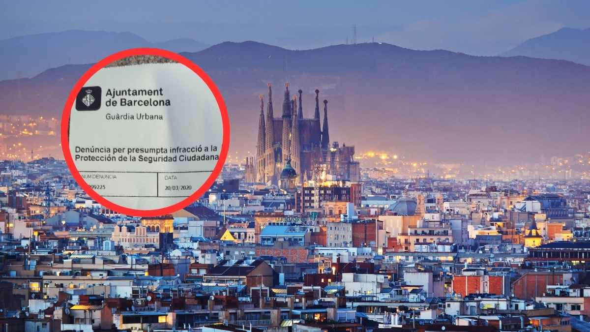 Vista de Barcelona con la Sagrada Familia y aviso del Ayuntamiento sobre la prohibición de rutas de alcohol