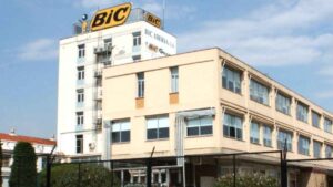 Importante fábrica de encendedores en Tarragona necesita incorporar personal para trabajar: turnos rotativos de M, T y N
