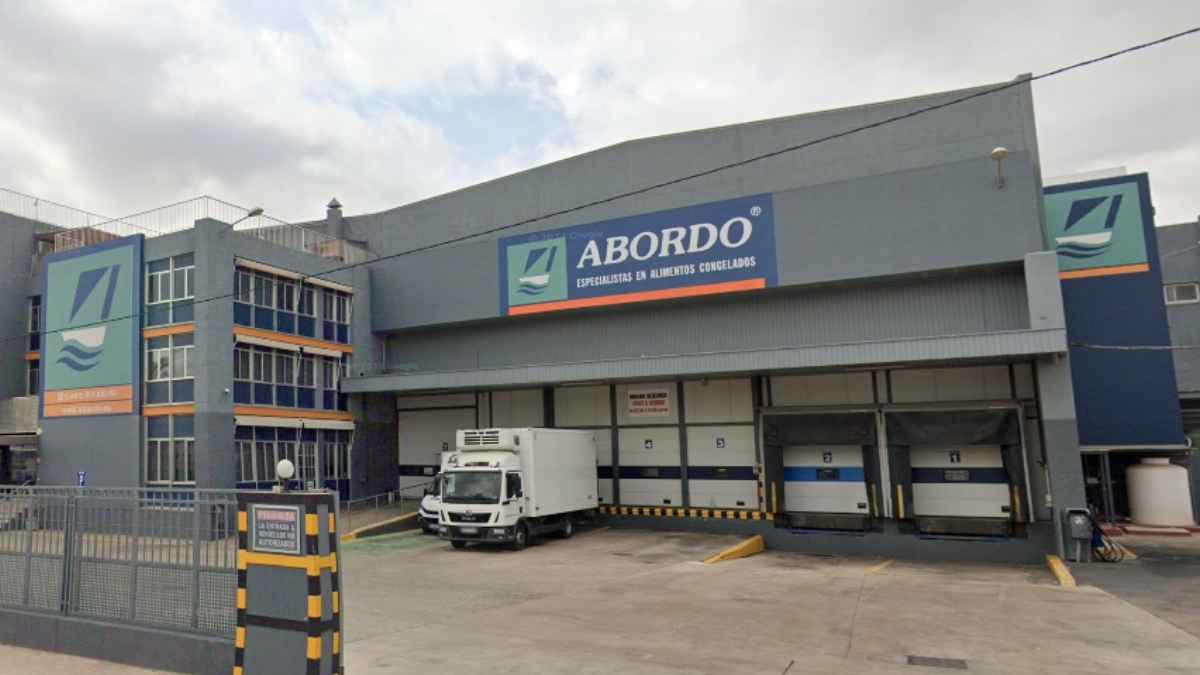 Fábrica de ABORDO en Valencia, empresa de alimentos congelados que ofrece empleo en campaña de Navidad y tiendas