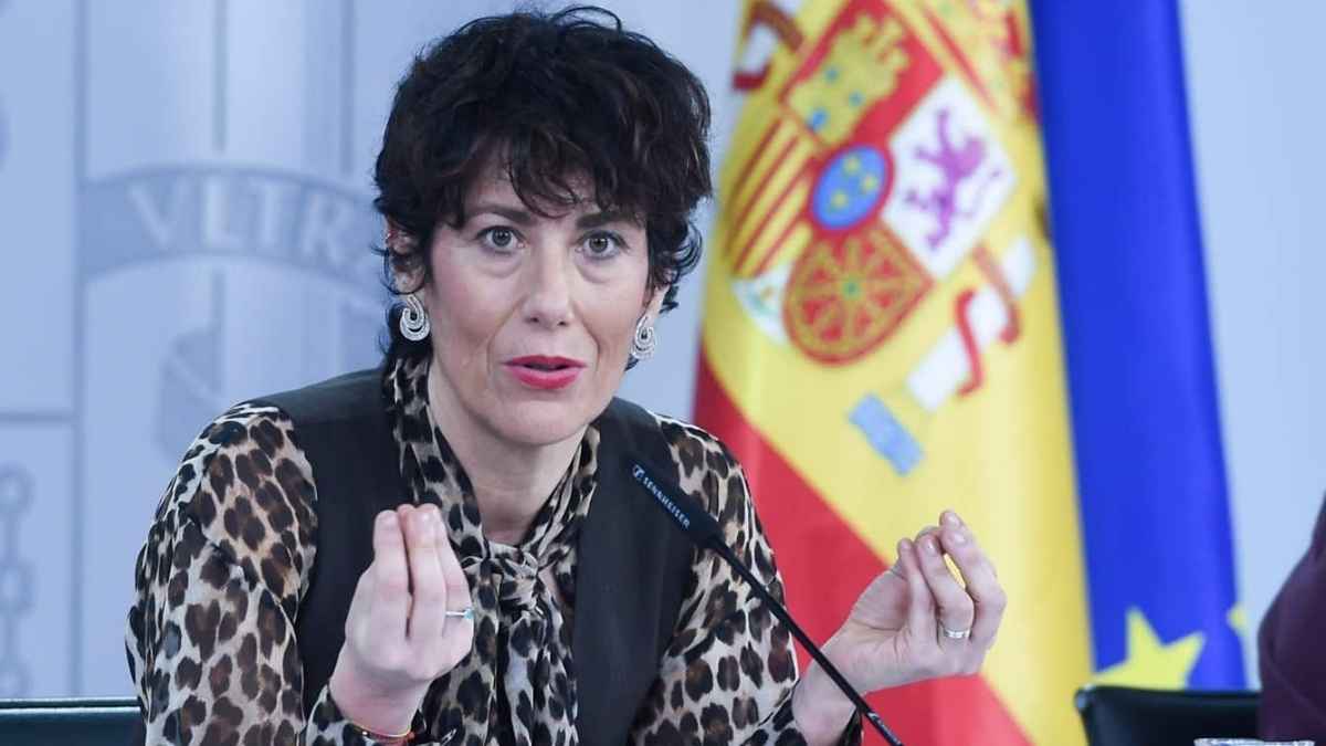 Elma Saiz explica las nuevas mejoras en la prestación por desempleo dentro de la reforma de la Seguridad Social de 2026.