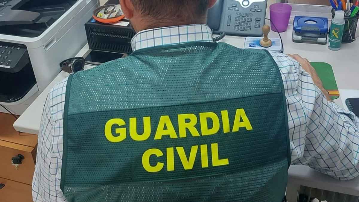 Agente de la Guardia Civil advierte sobre estafa en Bizum