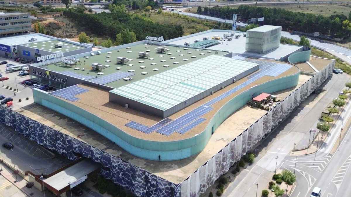 Centro Comercial Las Camaretas en Soria, nueva apertura de tienda MGI con 6 ofertas de empleo indefinido