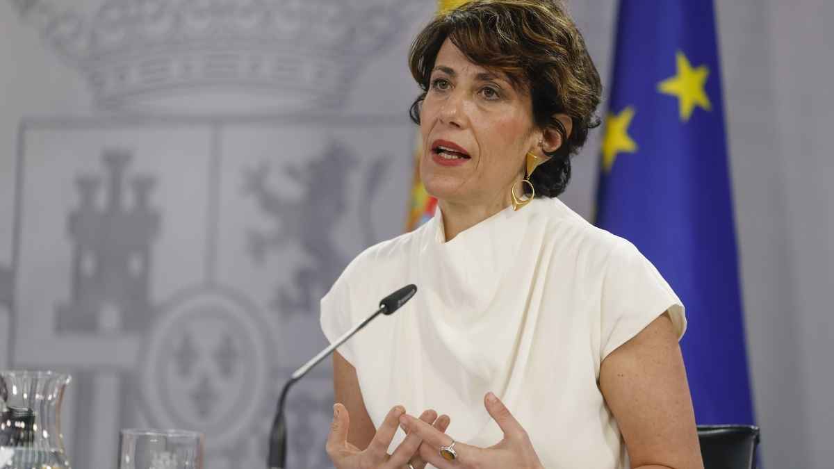 Portavoz del Gobierno durante una rueda de prensa sobre medidas de la Seguridad Social en España