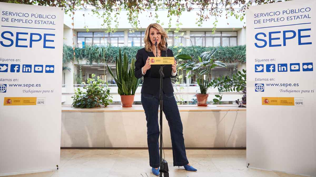 Rueda de prensa del SEPE para presentar la ayuda que permite trabajar y seguir cobrando la prestación por desempleo en 2025