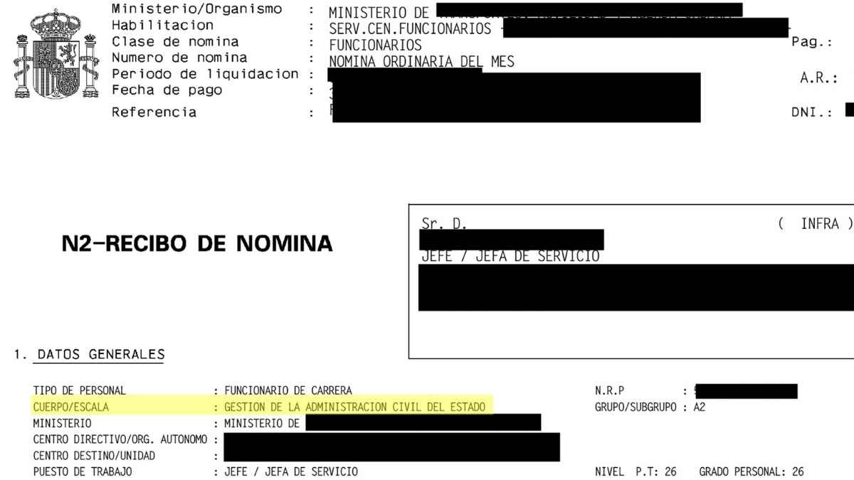 Recibo de nómina de un empleado público con actualización salarial y atrasos incluidos en la paga de diciembre