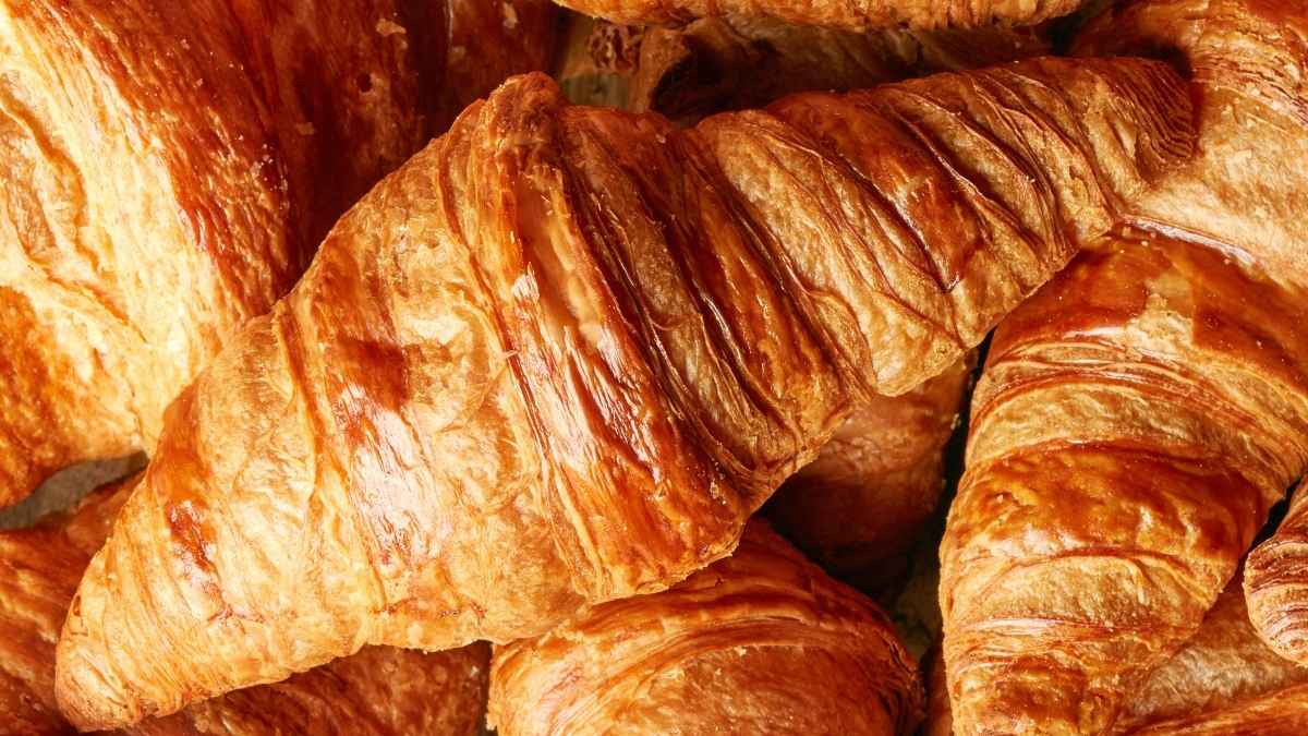 Cruasanes que provocaron el despido improcedente de un trabajador tras 30 años de servicio en un hipermercado